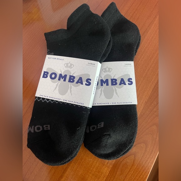 Bombas Underwear & Socks Bombas Short Socks Size Large Black Poshmark
